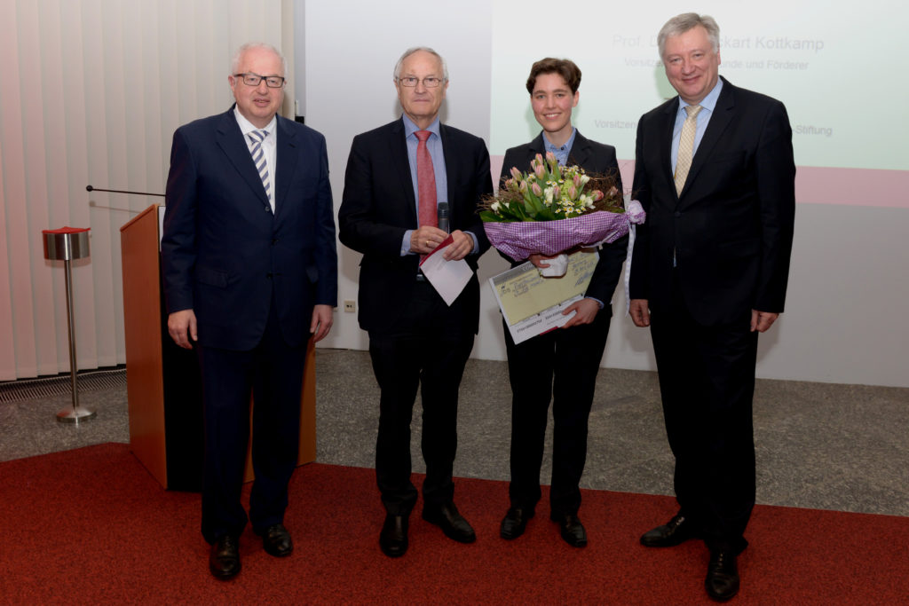 Verleihung des Wissenschaftspreises 2017 an Dr.-Ing. Natalie Rauter. (Foto: Hans-Joachim Fröhlich)