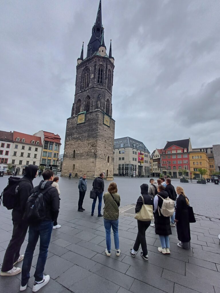 Halle