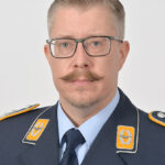 Commander SFB B Lt Col Becker