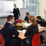 Studierende bei der Gruppenarbeit (Foto: Reinhard Scheiblich)