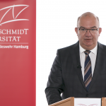 Universitätspräsident Prof. Dr. Klaus Beckmann über die ersten beiden Phasen der Wiedereröffnung der Universität