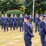 Luftwaffensoldaten stehen in Formation