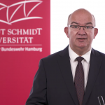 Universitätspräsident Prof. Dr. Klaus Beckmann über die Verschärfung der COVID-19-Lage in Hamburg