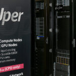 High Performance Computing: Neuer Supercomputer übergeben