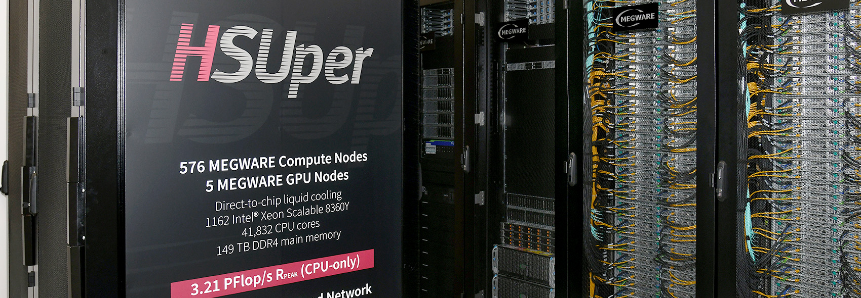 High Performance Computing: Neuer Supercomputer übergeben - Helmut ...