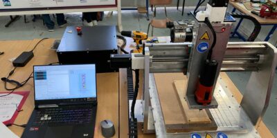 Im Workshop entwickelte Fräsmaschine