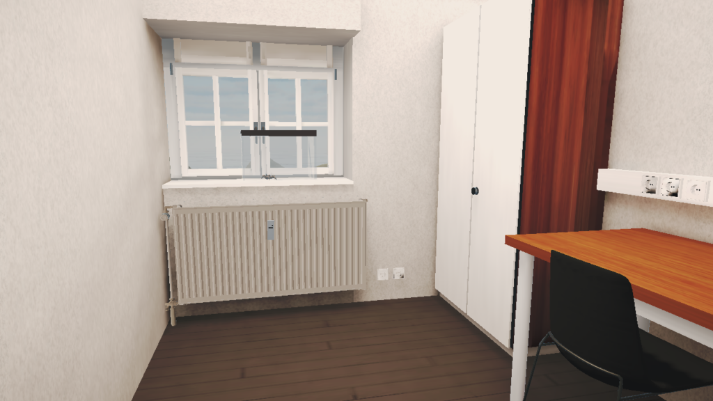 Screenshot eines virtuellen Zimmers mit Möbeln und einer kleinen virtuellen Spinne auf einer Fensterbank vor dem Fenster.