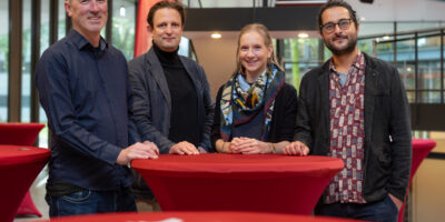 Das andere Foto zeigt das Organisationskommittee (von links: Ben Williamson, Jeremy Knox, Sigrid Hartong, Mathias Decuypere).